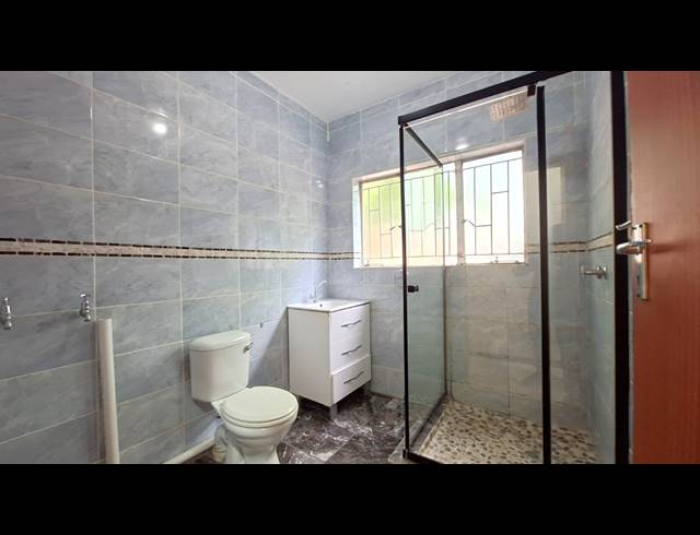 3 BEDROOM APARTMENT TO LET IN BAILLIE PARK